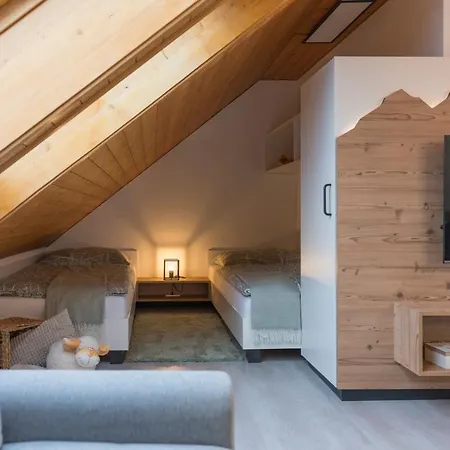 Hisa Rodica Apartman *