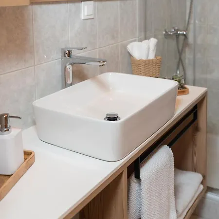 Hisa Rodica Apartman *