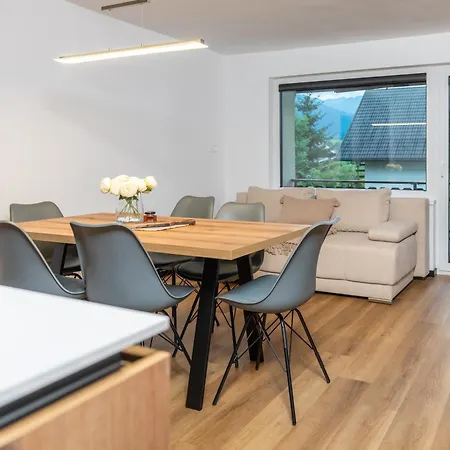 Hisa Rodica Apartman *