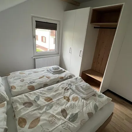 Hisa Rodica Apartman *